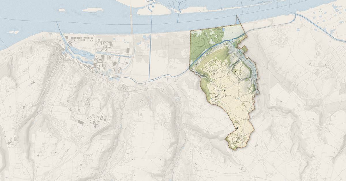 Portrait cartographique de Fatouville-Grestain : relief, eau, forêts, bâti et voies, calculés à partir des données de l'IGN