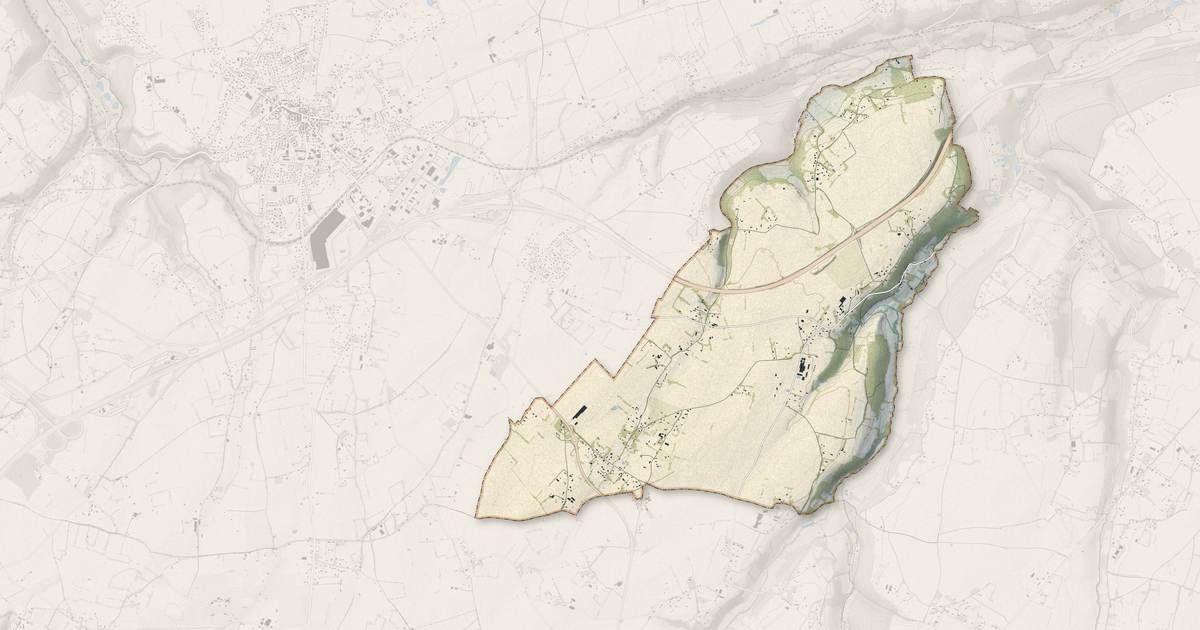 Portrait cartographique de Fort-Moville : relief, eau, forêts, bâti et voies, calculés à partir des données de l'IGN