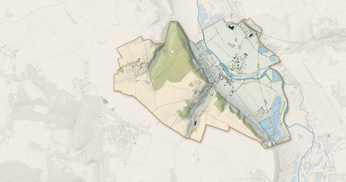 Portrait cartographique de Garennes-sur-Eure : relief, eau, forêts, bâti et voies, calculés à partir des données de l'IGN