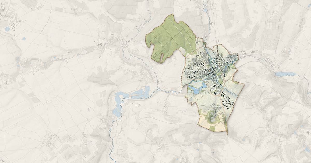 Portrait cartographique de Gisors : relief, eau, forêts, bâti et voies, calculés à partir des données de l'IGN