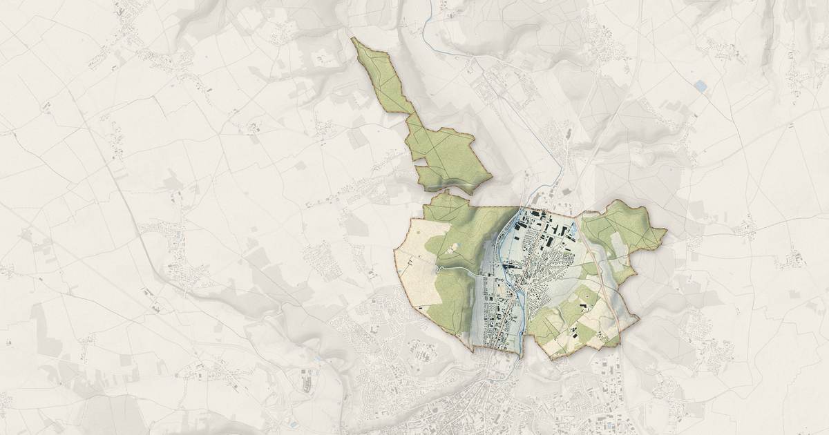 Portrait cartographique de Gravigny : relief, eau, forêts, bâti et voies, calculés à partir des données de l'IGN