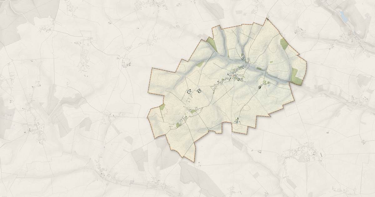 Portrait cartographique de Longchamps : relief, eau, forêts, bâti et voies, calculés à partir des données de l'IGN
