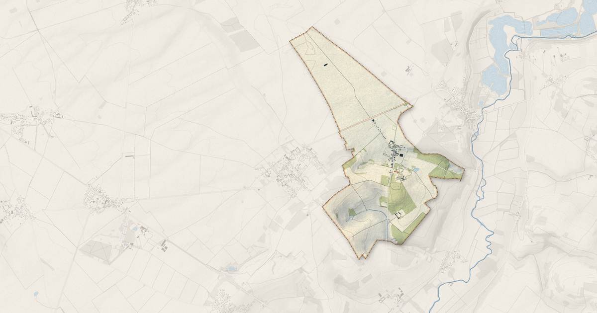 Portrait cartographique de Noyers : relief, eau, forêts, bâti et voies, calculés à partir des données de l'IGN