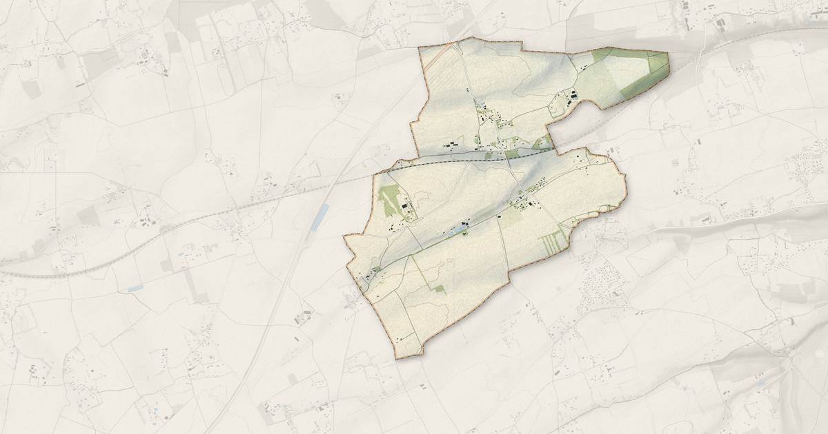 Portrait cartographique de Plainville : relief, eau, forêts, bâti et voies, calculés à partir des données de l'IGN
