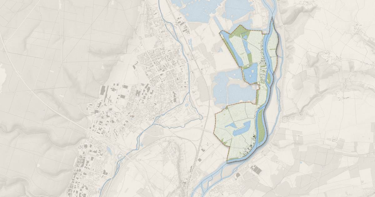 Portrait cartographique de Porte-de-Seine : relief, eau, forêts, bâti et voies, calculés à partir des données de l'IGN
