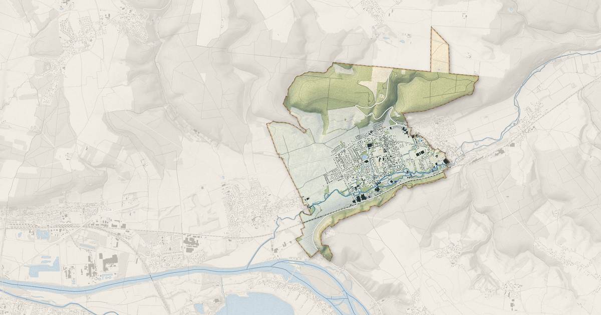 Portrait cartographique de Romilly-sur-Andelle : relief, eau, forêts, bâti et voies, calculés à partir des données de l'IGN
