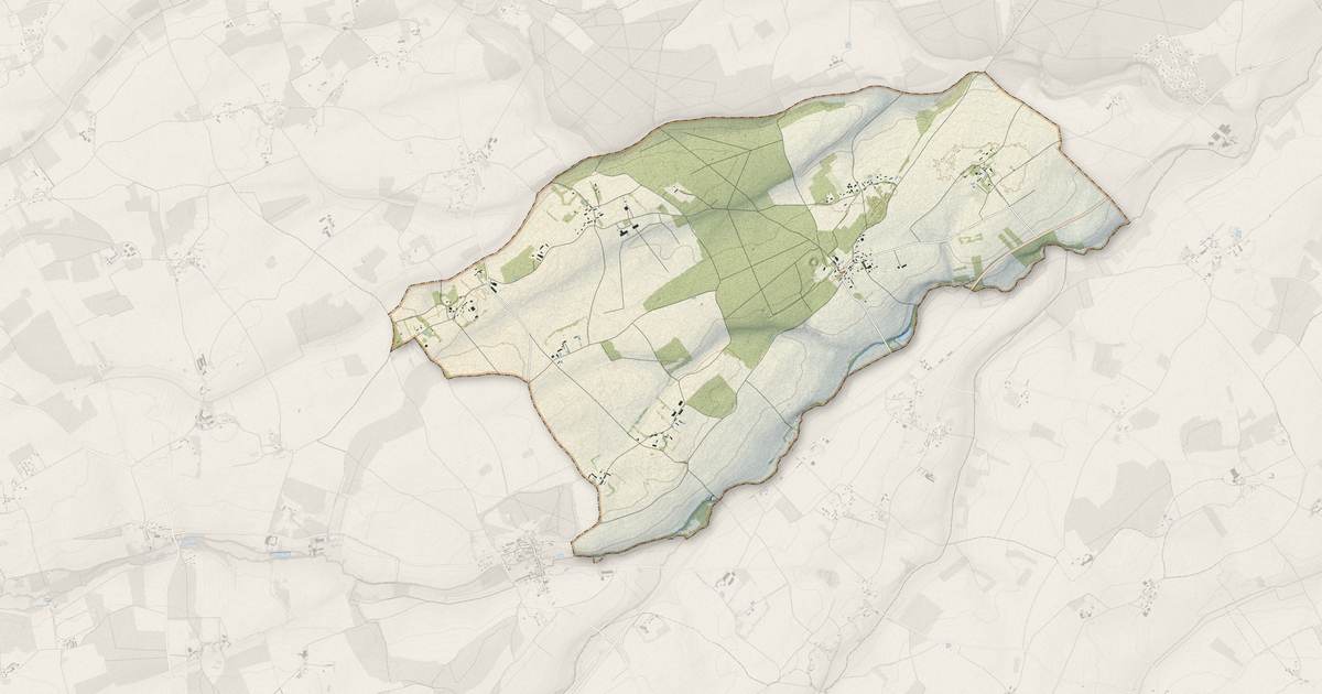 Portrait cartographique de Saint-Christophe-sur-Avre : relief, eau, forêts, bâti et voies, calculés à partir des données de l'IGN