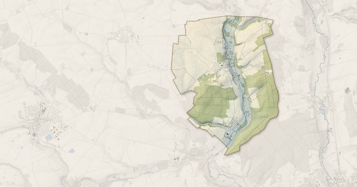 Portrait cartographique de Saint-Denis-le-Ferment : relief, eau, forêts, bâti et voies, calculés à partir des données de l'IGN