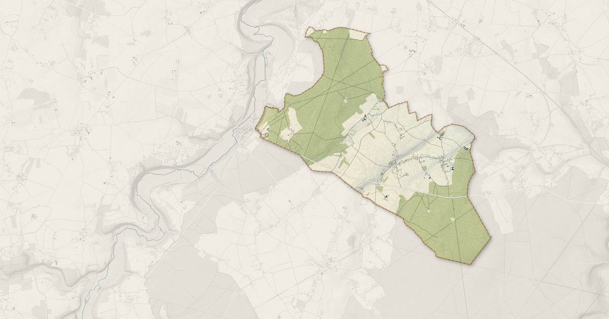 Portrait cartographique de Sébécourt : relief, eau, forêts, bâti et voies, calculés à partir des données de l'IGN