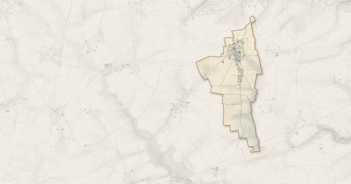 Portrait cartographique de Surtauville : relief, eau, forêts, bâti et voies, calculés à partir des données de l'IGN