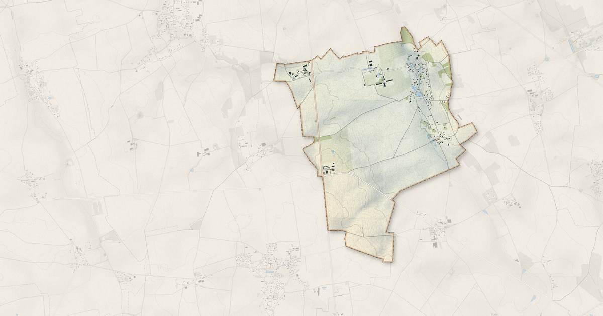 Portrait cartographique de Le Tilleul-Lambert : relief, eau, forêts, bâti et voies, calculés à partir des données de l'IGN