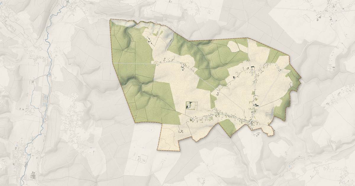 Portrait cartographique de Le Tronquay : relief, eau, forêts, bâti et voies, calculés à partir des données de l'IGN
