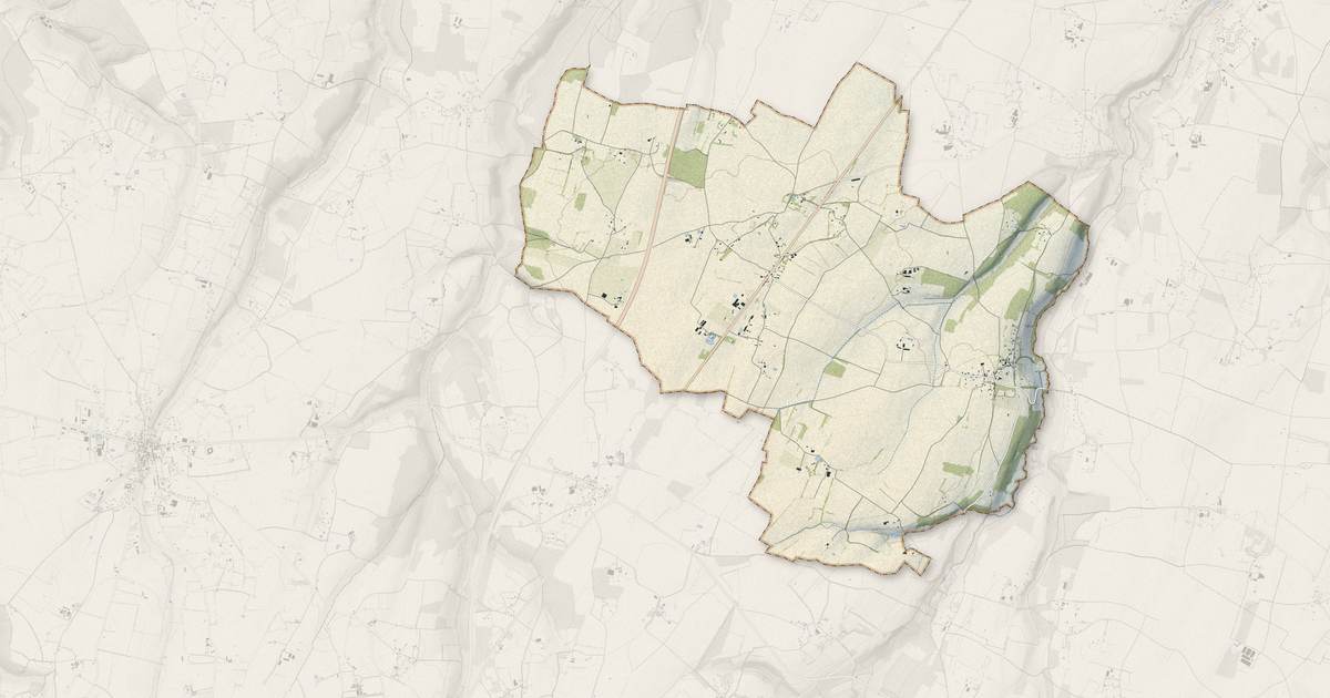 Portrait cartographique de Verneusses : relief, eau, forêts, bâti et voies, calculés à partir des données de l'IGN