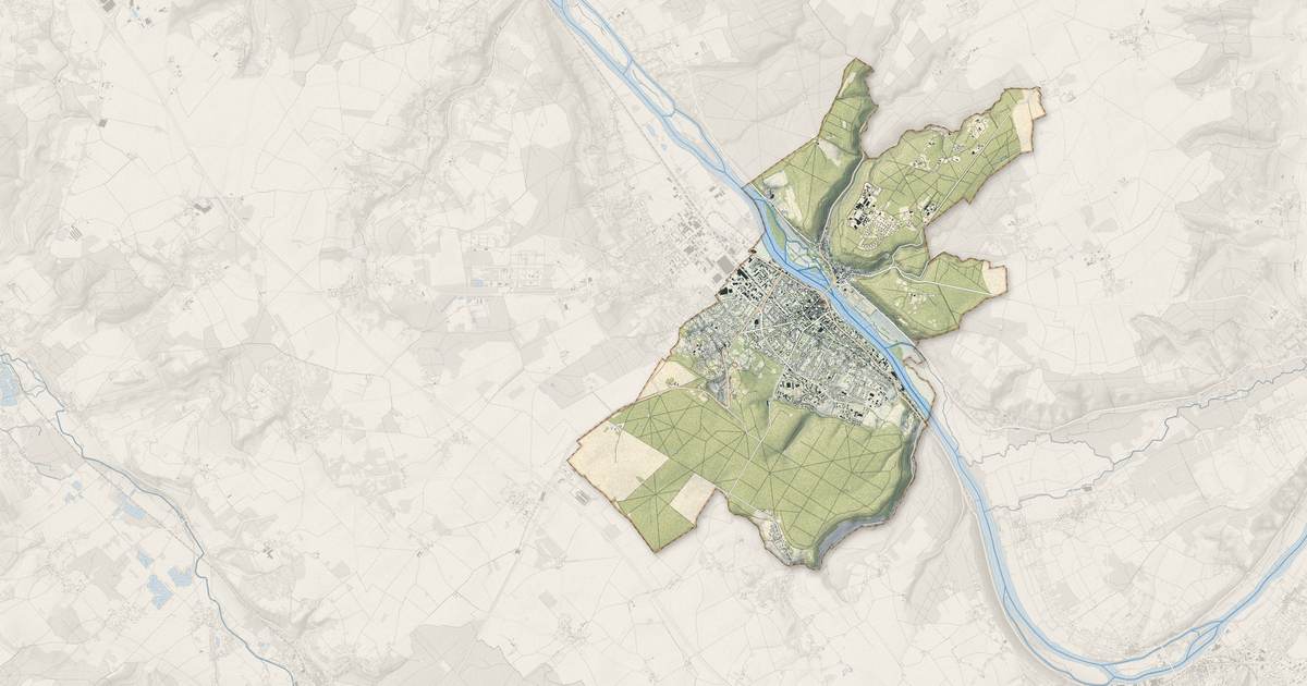 Portrait cartographique de Vernon : relief, eau, forêts, bâti et voies, calculés à partir des données de l'IGN
