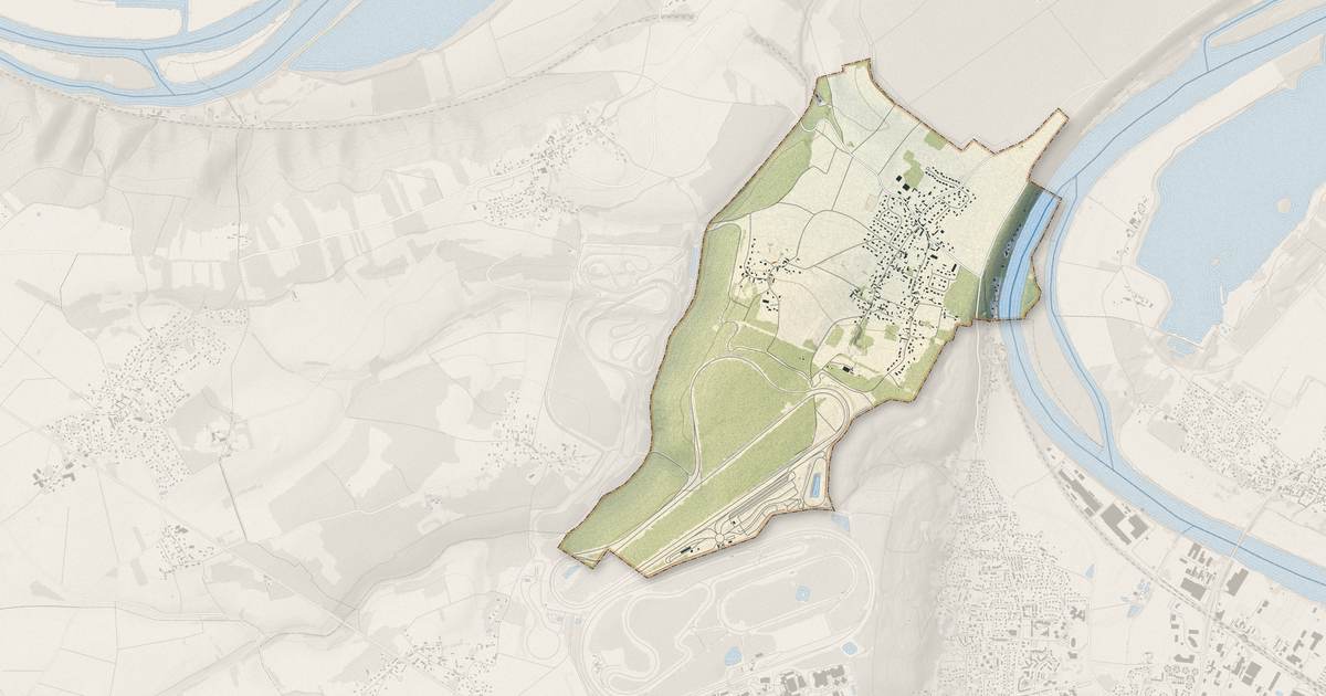 Portrait cartographique de Villers-sur-le-Roule : relief, eau, forêts, bâti et voies, calculés à partir des données de l'IGN
