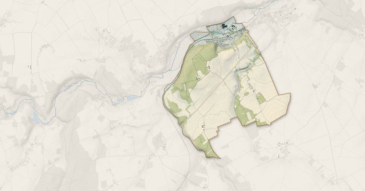 Portrait cartographique de Aunay-sous-Crécy : relief, eau, forêts, bâti et voies, calculés à partir des données de l'IGN