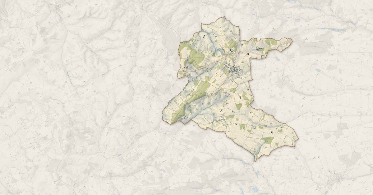Portrait cartographique de Authon-du-Perche : relief, eau, forêts, bâti et voies, calculés à partir des données de l'IGN