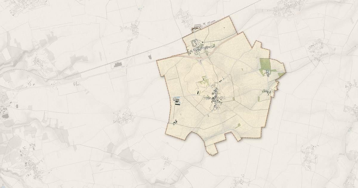 Portrait cartographique de Broué : relief, eau, forêts, bâti et voies, calculés à partir des données de l'IGN