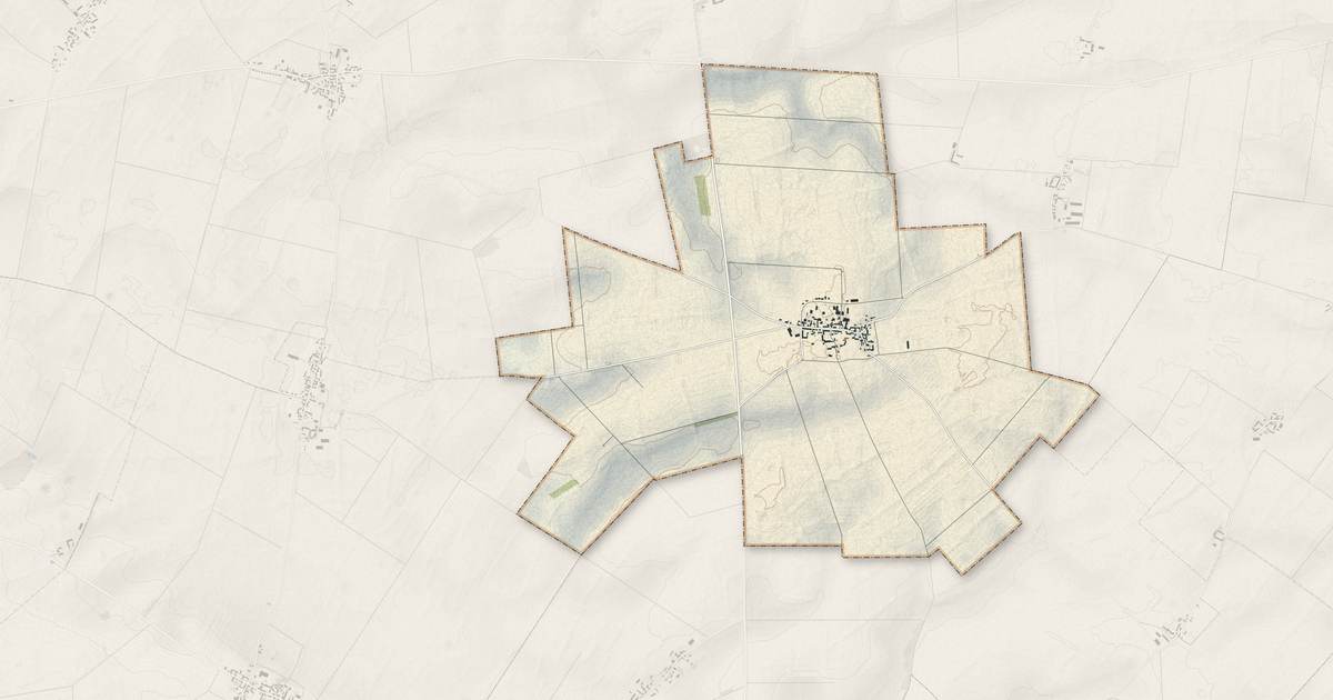 Portrait cartographique de Bullainville : relief, eau, forêts, bâti et voies, calculés à partir des données de l'IGN
