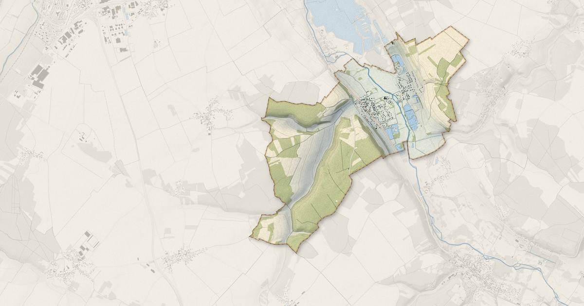 Portrait cartographique de Charpont : relief, eau, forêts, bâti et voies, calculés à partir des données de l'IGN