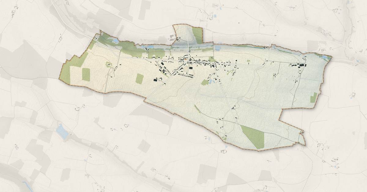 Portrait cartographique de Chassant : relief, eau, forêts, bâti et voies, calculés à partir des données de l'IGN