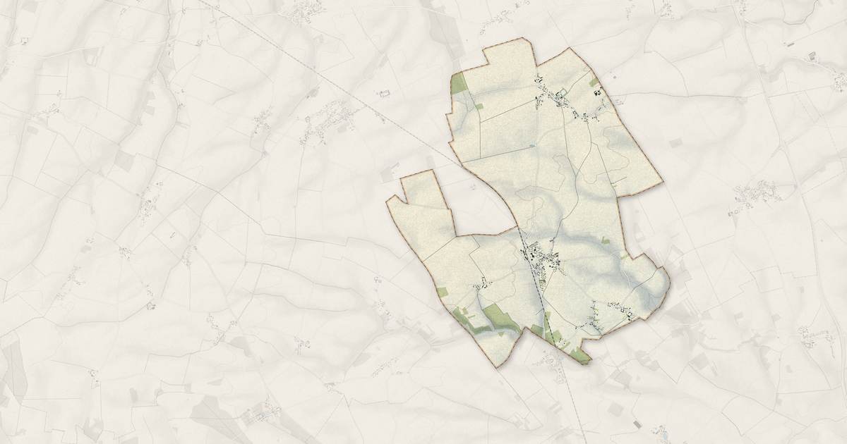 Portrait cartographique de Clévilliers : relief, eau, forêts, bâti et voies, calculés à partir des données de l'IGN