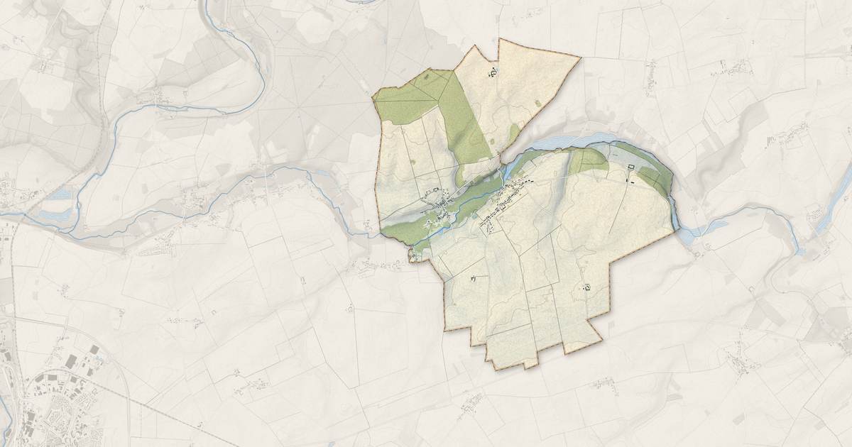Portrait cartographique de Conie-Molitard : relief, eau, forêts, bâti et voies, calculés à partir des données de l'IGN
