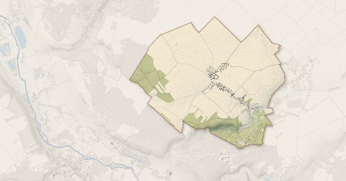 Portrait cartographique de Croisilles : relief, eau, forêts, bâti et voies, calculés à partir des données de l'IGN
