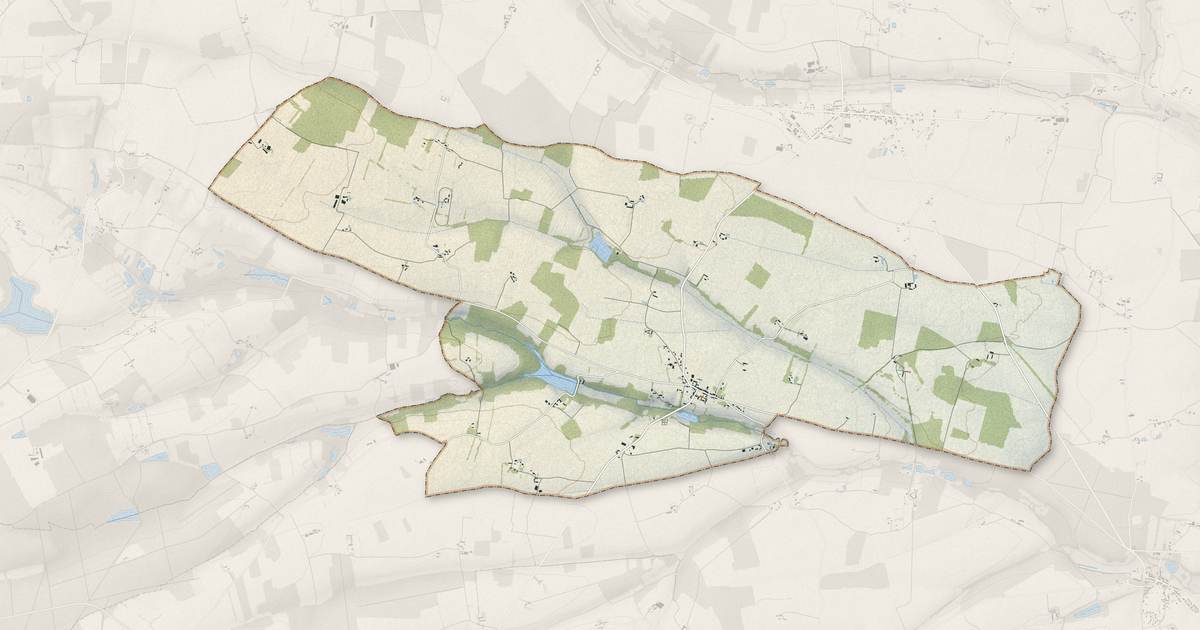 Portrait cartographique de La Croix-du-Perche : relief, eau, forêts, bâti et voies, calculés à partir des données de l'IGN