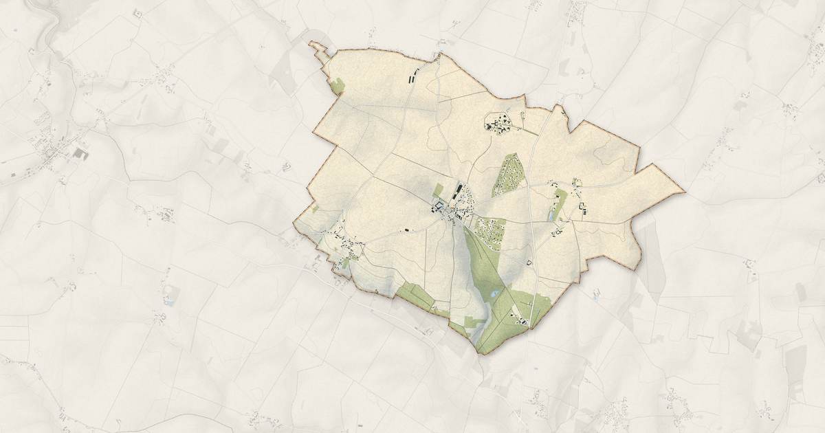 Portrait cartographique de Favières : relief, eau, forêts, bâti et voies, calculés à partir des données de l'IGN