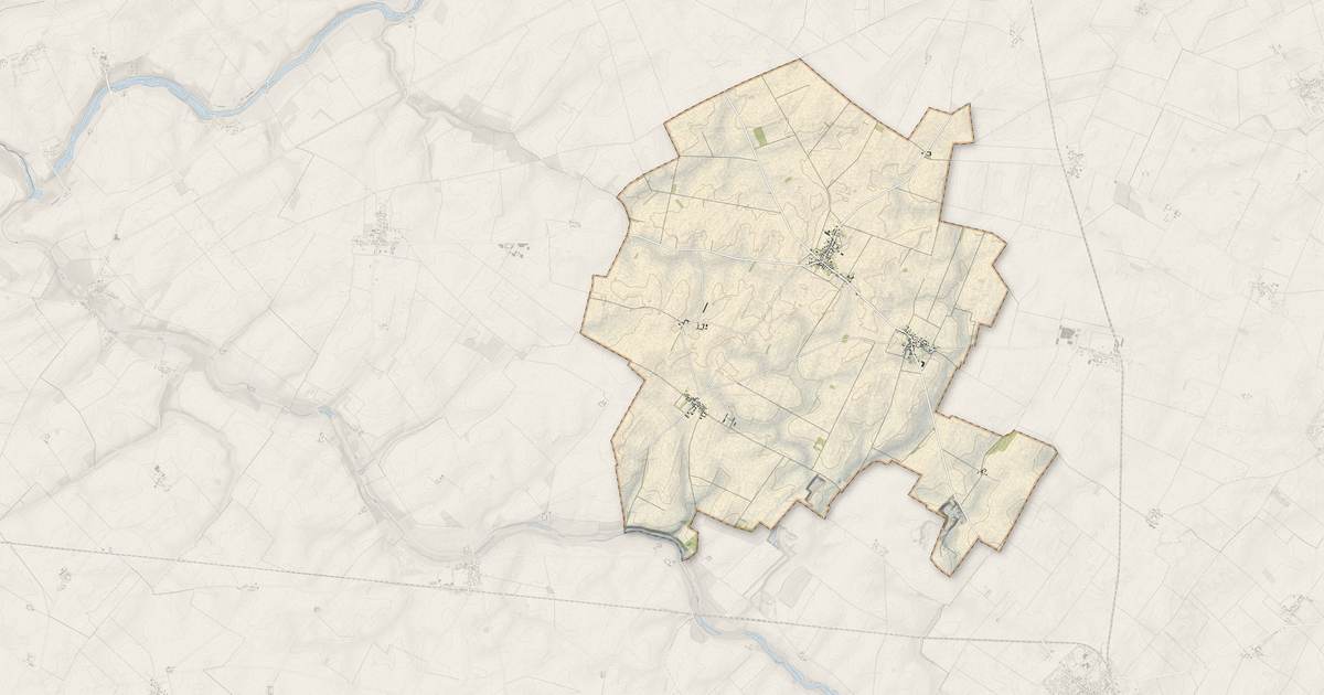 Portrait cartographique de Guillonville : relief, eau, forêts, bâti et voies, calculés à partir des données de l'IGN