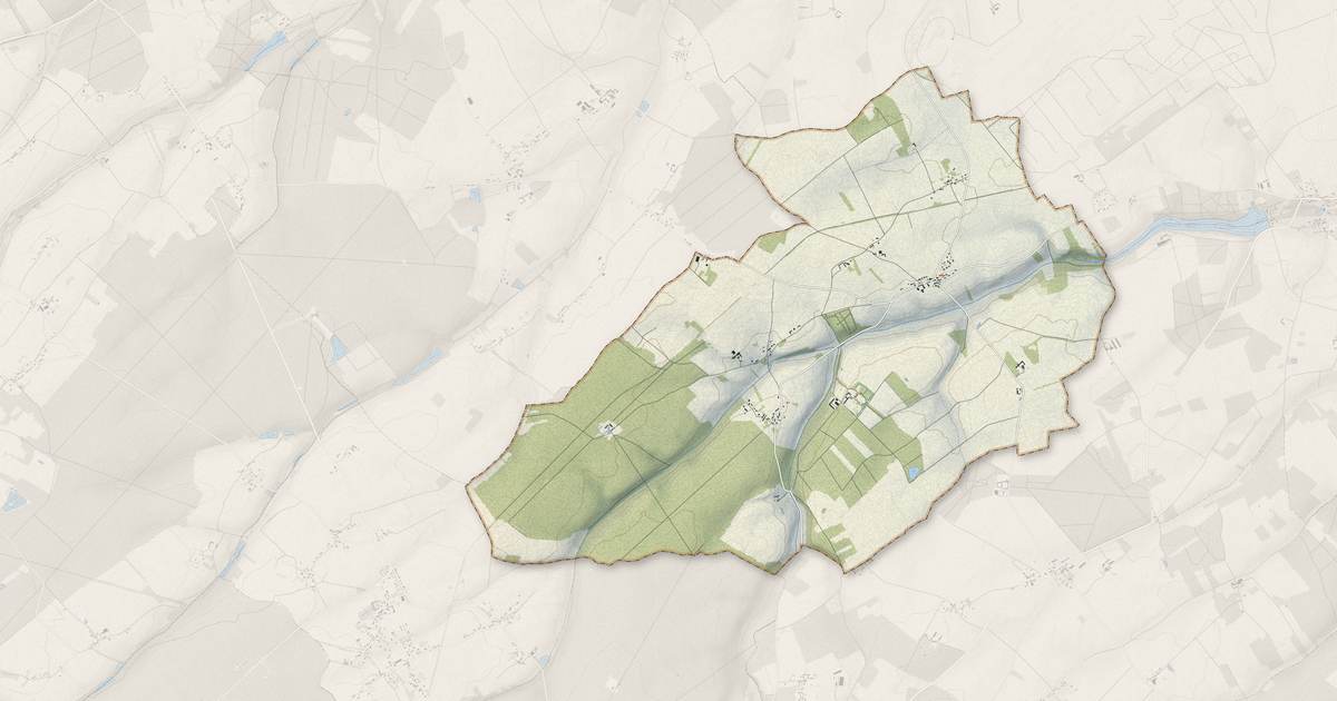 Portrait cartographique de Louvilliers-lès-Perche : relief, eau, forêts, bâti et voies, calculés à partir des données de l'IGN