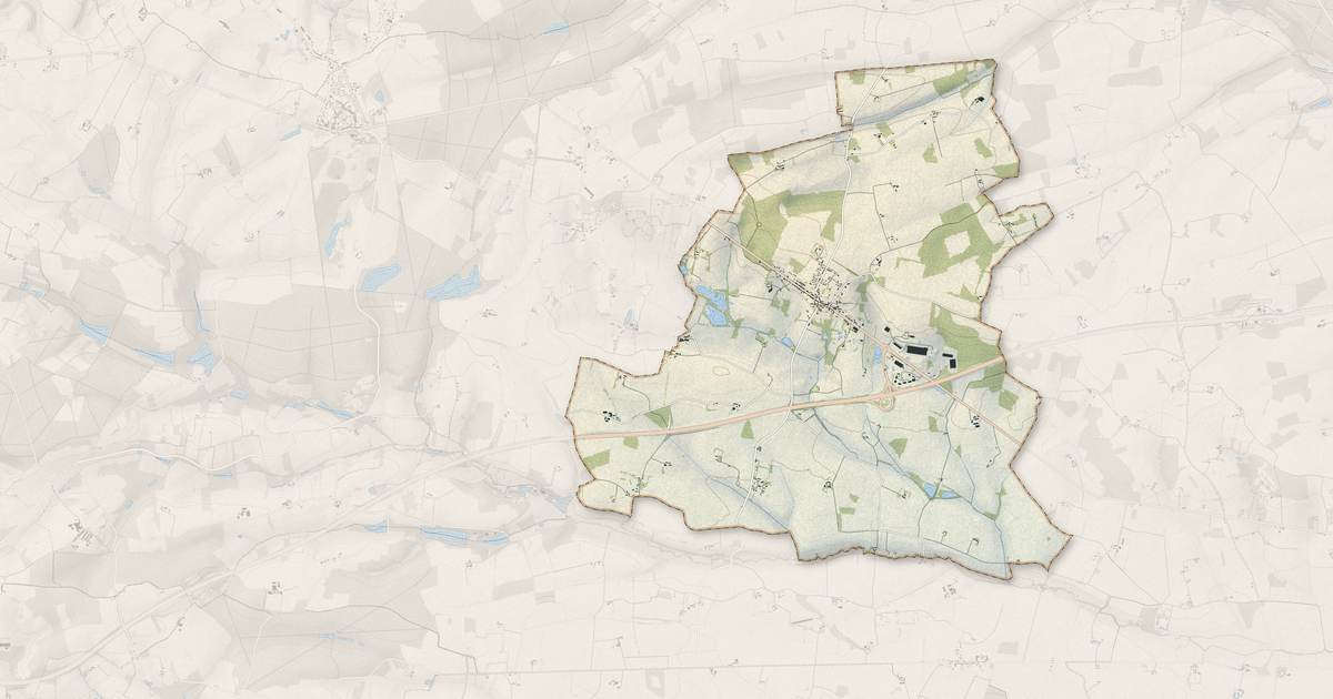 Portrait cartographique de Luigny : relief, eau, forêts, bâti et voies, calculés à partir des données de l'IGN
