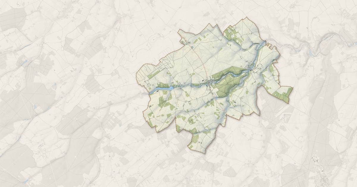 Portrait cartographique de Maillebois : relief, eau, forêts, bâti et voies, calculés à partir des données de l'IGN