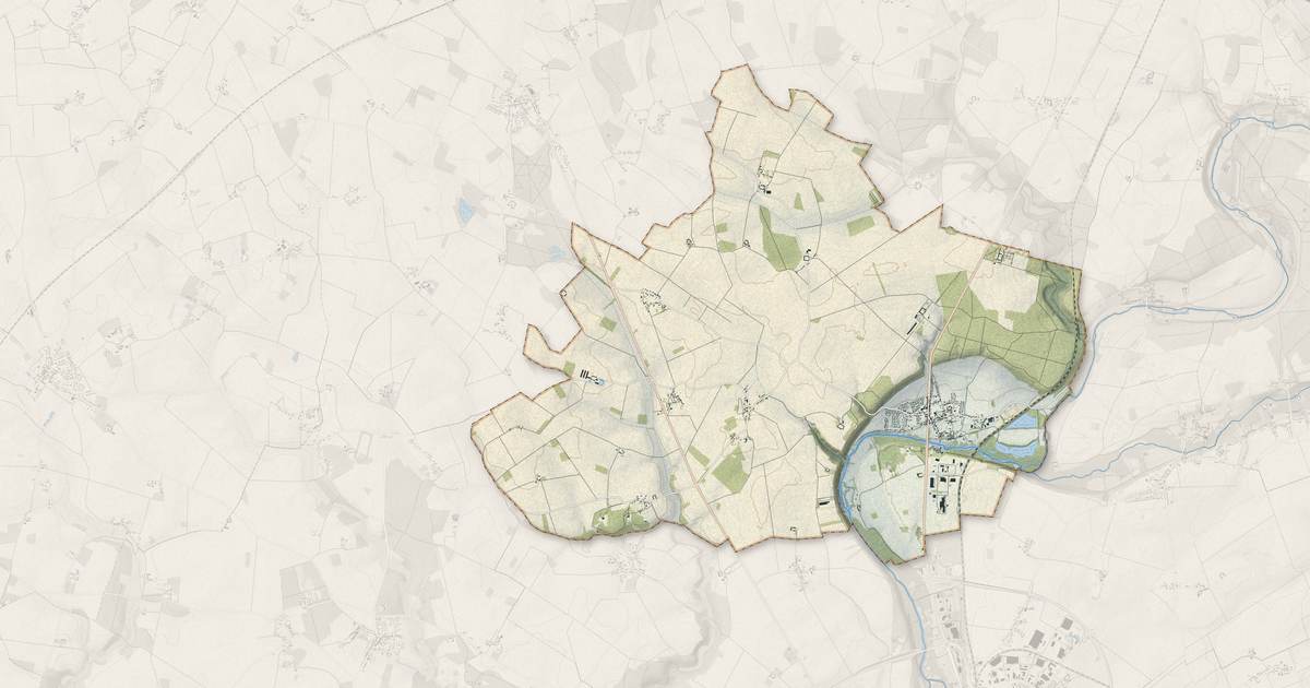 Portrait cartographique de Marboué : relief, eau, forêts, bâti et voies, calculés à partir des données de l'IGN