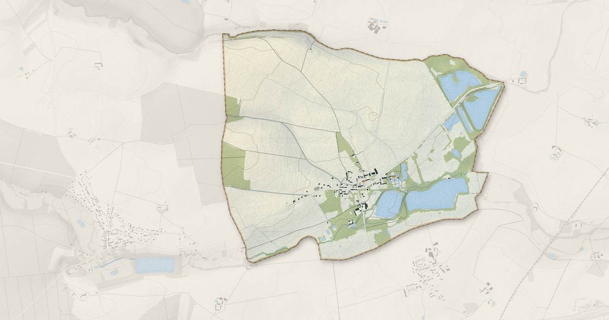 Portrait cartographique de Méréglise : relief, eau, forêts, bâti et voies, calculés à partir des données de l'IGN