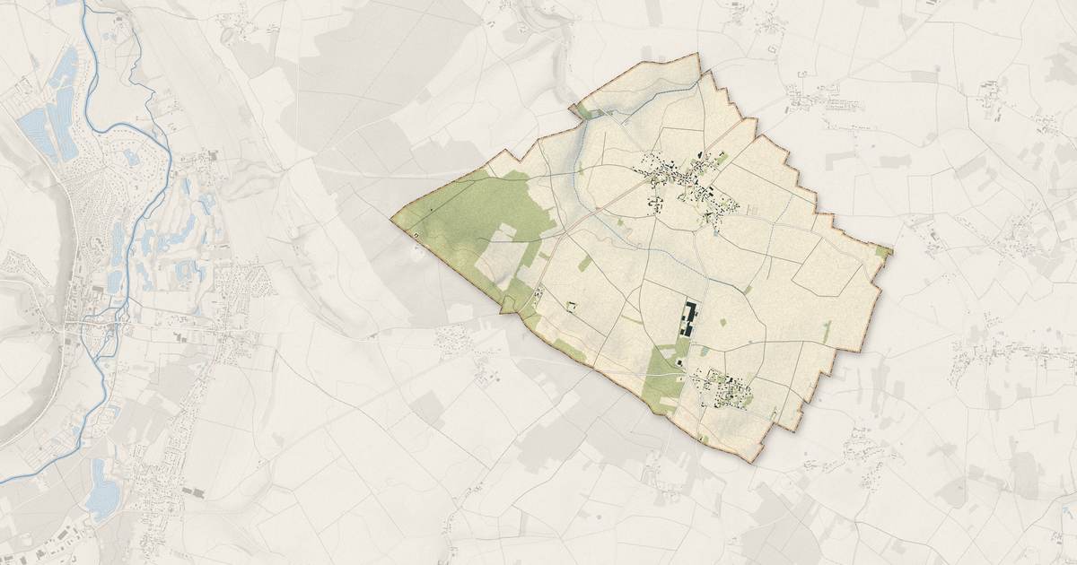 Portrait cartographique de Le Mesnil-Simon : relief, eau, forêts, bâti et voies, calculés à partir des données de l'IGN