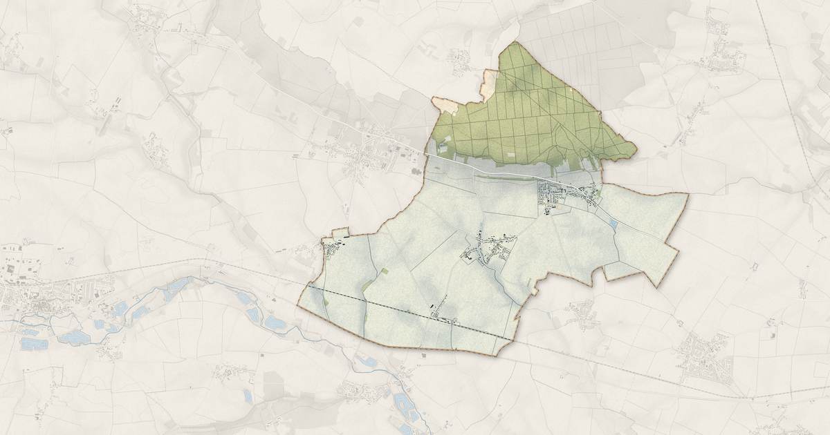 Portrait cartographique de Saint-Aubin-des-Bois : relief, eau, forêts, bâti et voies, calculés à partir des données de l'IGN