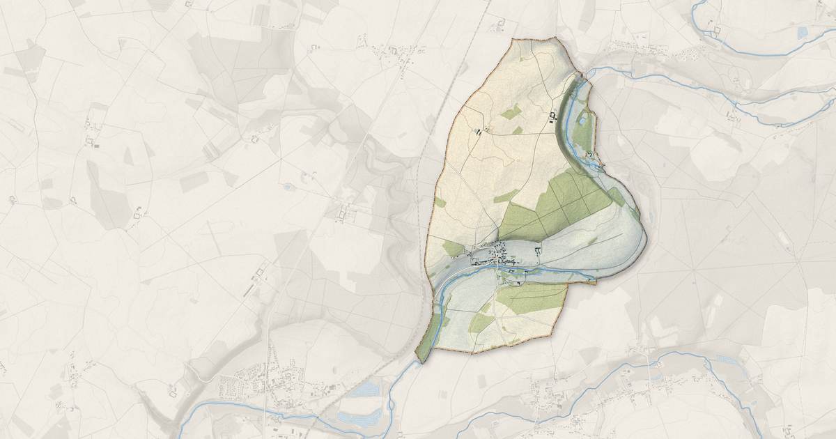 Portrait cartographique de Saint-Christophe : relief, eau, forêts, bâti et voies, calculés à partir des données de l'IGN