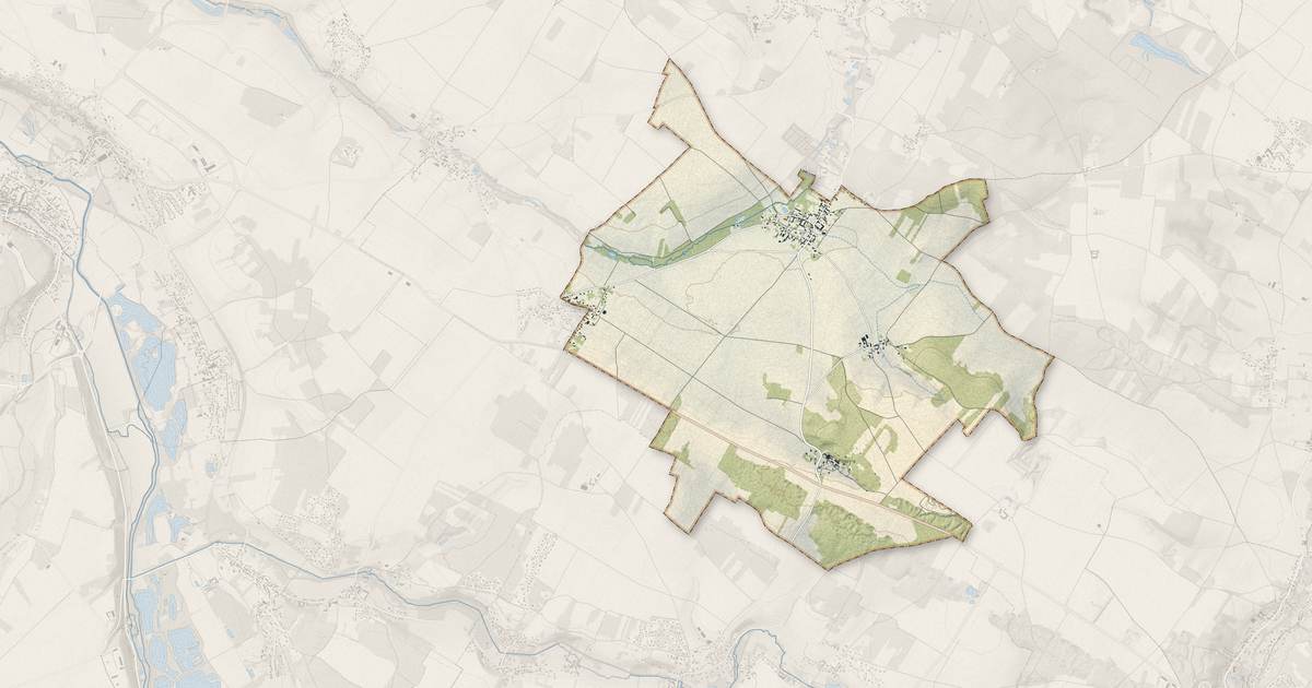 Portrait cartographique de Saint-Lucien : relief, eau, forêts, bâti et voies, calculés à partir des données de l'IGN