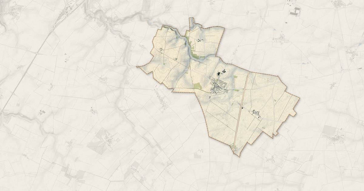 Portrait cartographique de Sainville : relief, eau, forêts, bâti et voies, calculés à partir des données de l'IGN