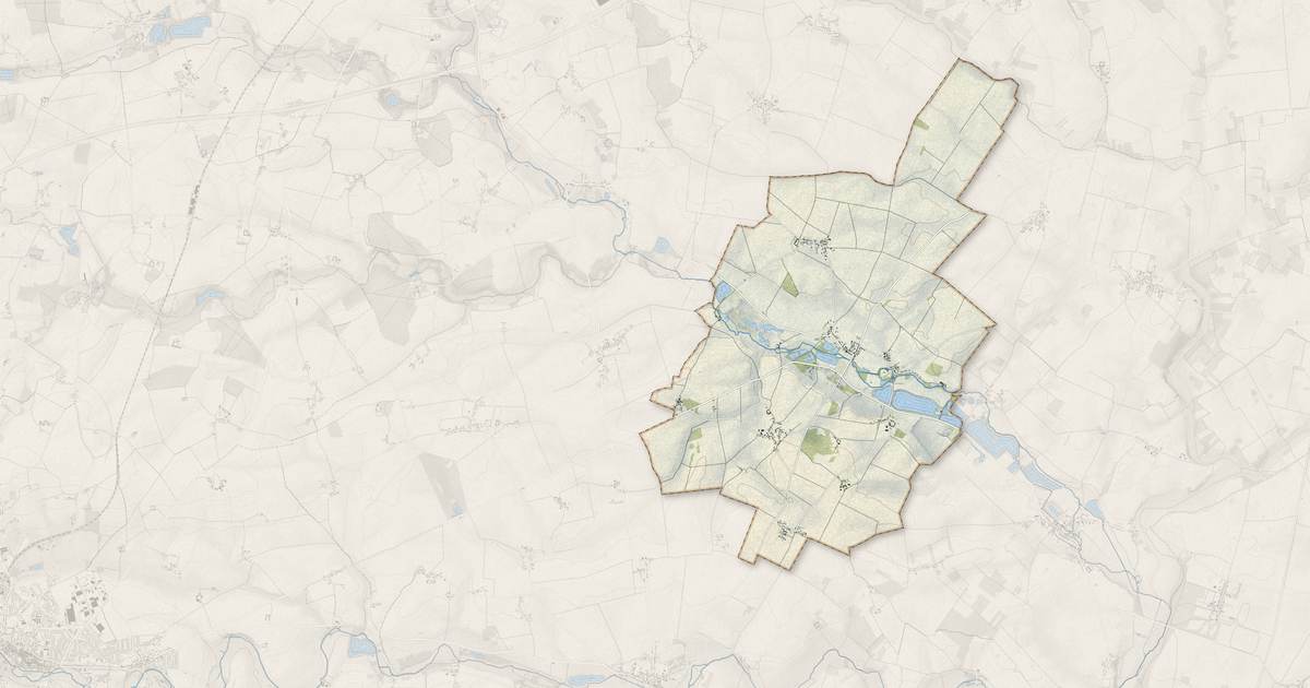 Portrait cartographique de Saumeray : relief, eau, forêts, bâti et voies, calculés à partir des données de l'IGN