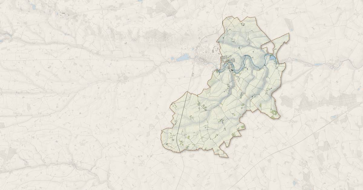 Portrait cartographique de Yèvres : relief, eau, forêts, bâti et voies, calculés à partir des données de l'IGN