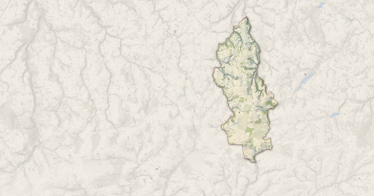Portrait cartographique de Botsorhel : relief, eau, forêts, bâti et voies, calculés à partir des données de l'IGN