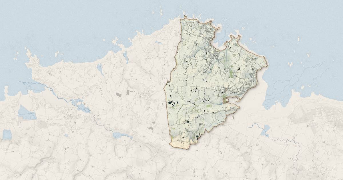 Portrait cartographique de Plounéour-Brignogan-plages : relief, eau, forêts, bâti et voies, calculés à partir des données de l'IGN