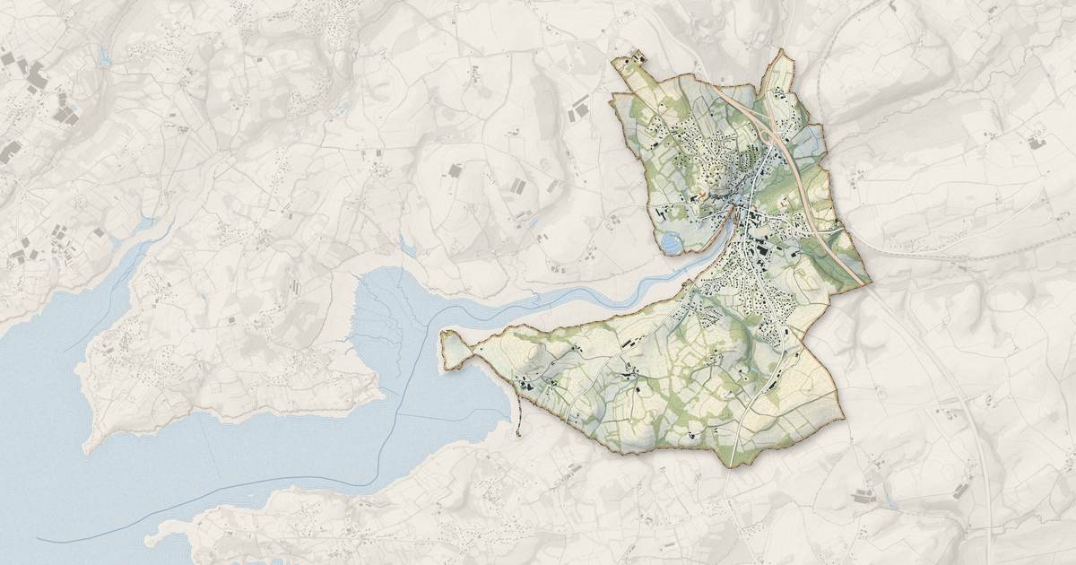 Portrait cartographique de Daoulas : relief, eau, forêts, bâti et voies, calculés à partir des données de l'IGN