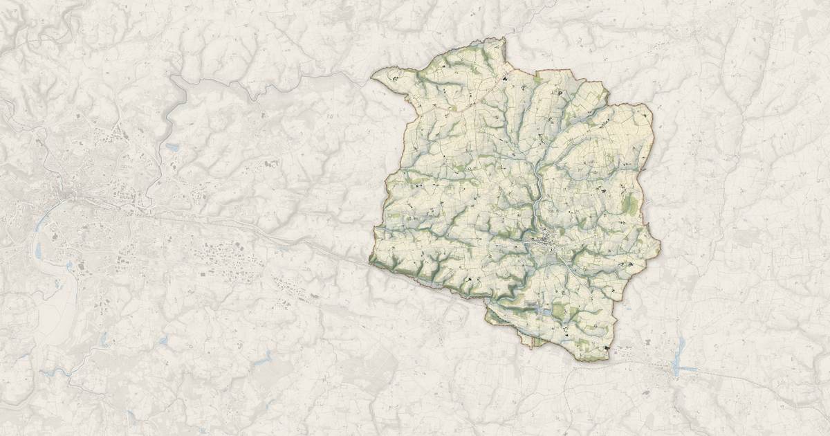 Portrait cartographique de Elliant : relief, eau, forêts, bâti et voies, calculés à partir des données de l'IGN