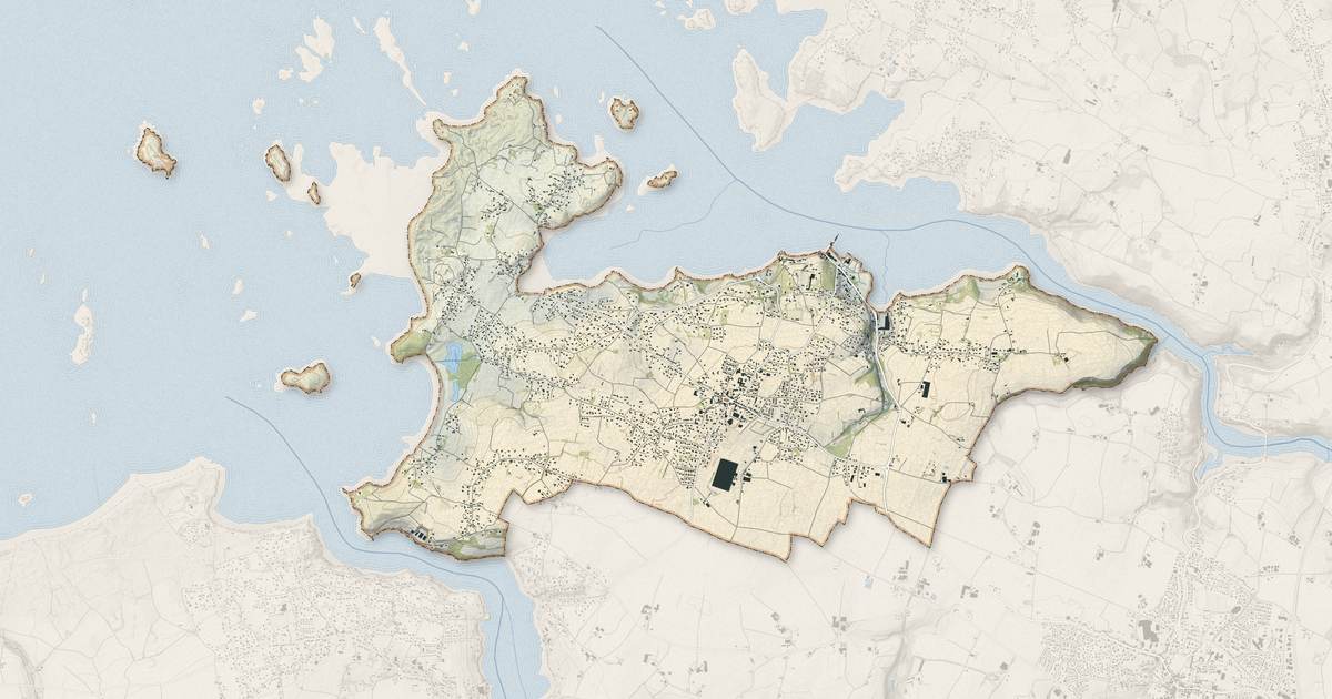 Portrait cartographique de Landéda : relief, eau, forêts, bâti et voies, calculés à partir des données de l'IGN