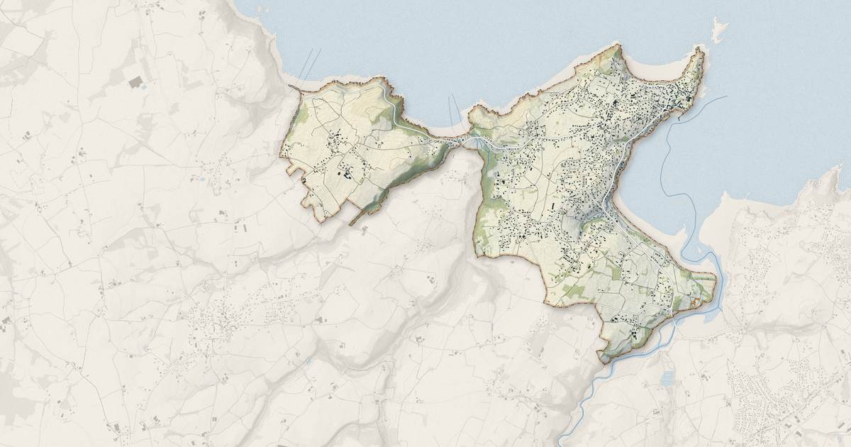 Portrait cartographique de Locquirec : relief, eau, forêts, bâti et voies, calculés à partir des données de l'IGN