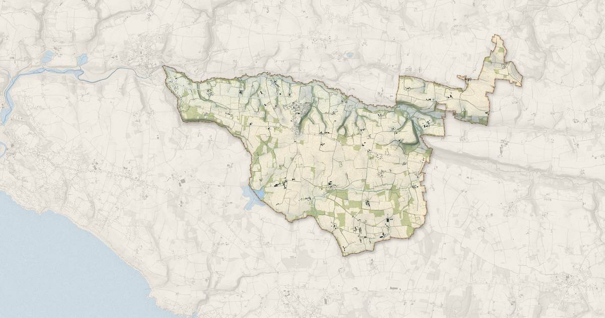 Portrait cartographique de Mahalon : relief, eau, forêts, bâti et voies, calculés à partir des données de l'IGN